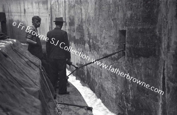 LOCKS AT ARDNACRUSHA